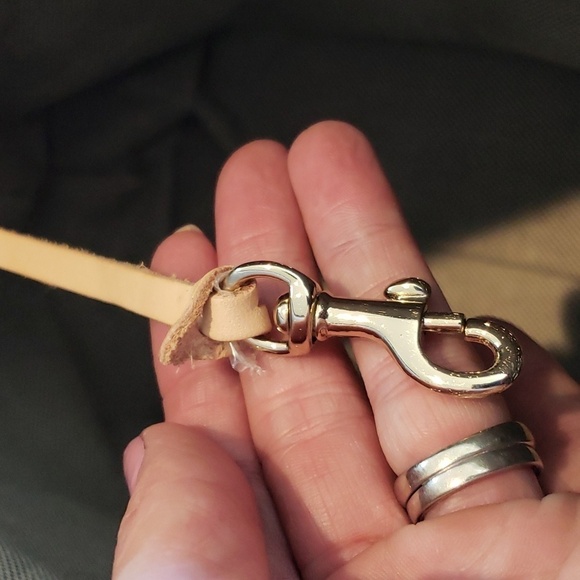 Dooney & Bourke Shoulder Bag K8354400 - Picture 13 of 14